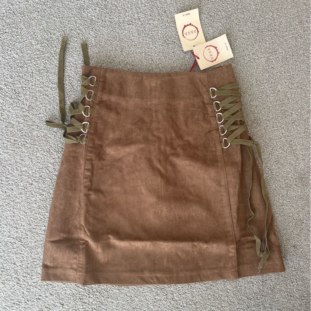 NWT RAGA Faux Suede Camel Lace-Up Skirt Size: XS